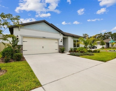 13144 Peachleaf Avenue - Photo Thumbnail 3