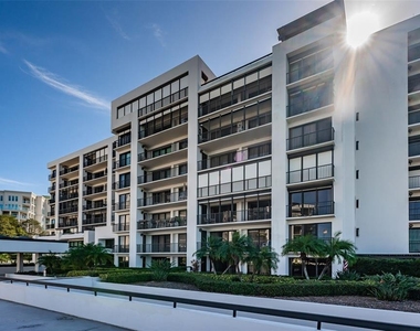 6 Belleview Boulevard - Photo Thumbnail 27