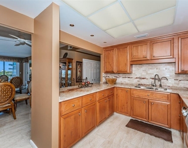 6 Belleview Boulevard - Photo Thumbnail 7