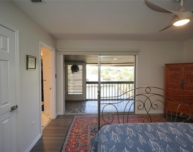 6325 Newtown Circle - Photo Thumbnail 27