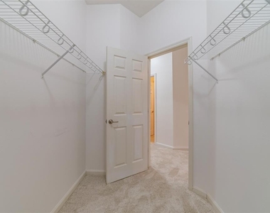 528 Jasmine Way - Photo Thumbnail 29