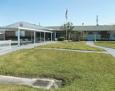 5850 18th Street N - Photo Thumbnail 32