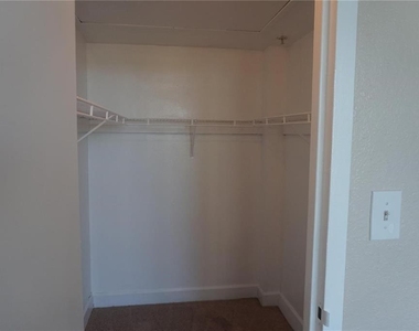 470 3rd Street S - Photo Thumbnail 9