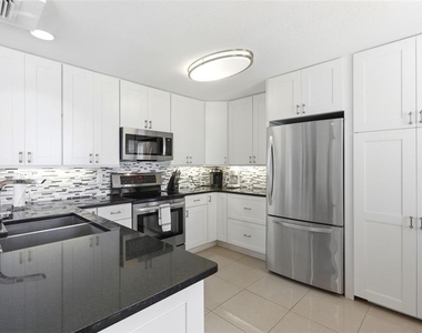 5280 Coquina Key Drive Se - Photo Thumbnail 13