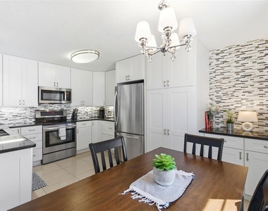 5280 Coquina Key Drive Se - Photo Thumbnail 9