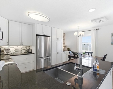 5280 Coquina Key Drive Se - Photo Thumbnail 10