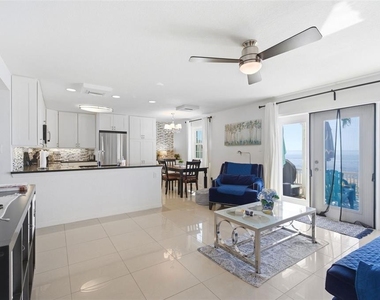 5280 Coquina Key Drive Se - Photo Thumbnail 3