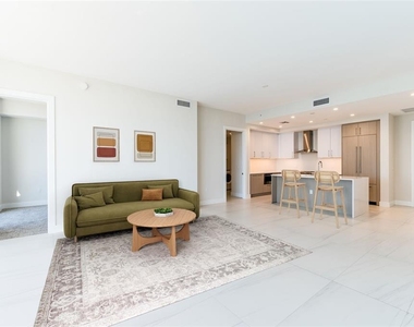 275 1st Avenue South - Photo Thumbnail 12