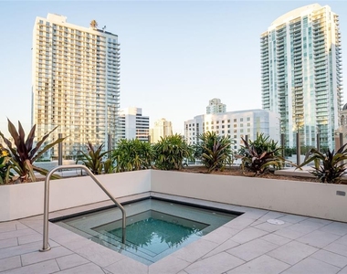 275 1st Avenue South - Photo Thumbnail 48