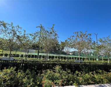 2377 Volunteer Avenue - Photo Thumbnail 21