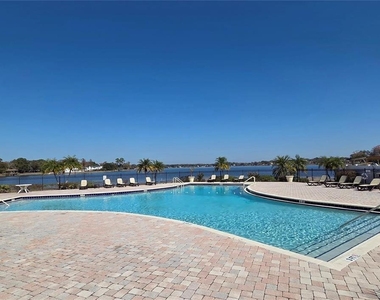 13832 Orange Sunset Drive - Photo Thumbnail 27