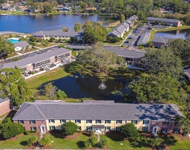13832 Orange Sunset Drive - Photo Thumbnail 25