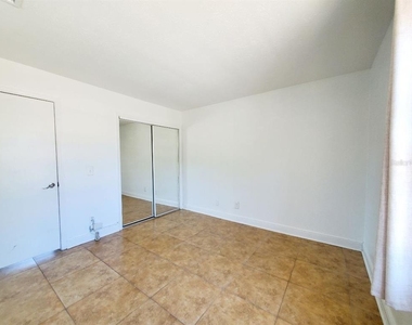 13832 Orange Sunset Drive - Photo Thumbnail 19