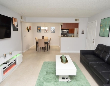 10200 Gandy Boulevard N - Photo Thumbnail 12