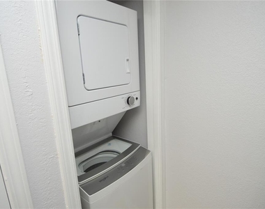 10200 Gandy Boulevard N - Photo Thumbnail 8