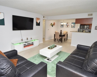 10200 Gandy Boulevard N - Photo Thumbnail 11