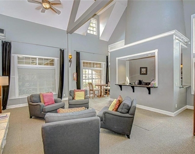 10200 Gandy Boulevard N - Photo Thumbnail 60