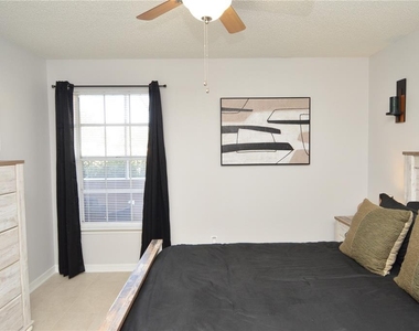 10200 Gandy Boulevard N - Photo Thumbnail 29