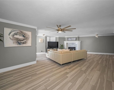 1600 Gulf Boulevard - Photo Thumbnail 14