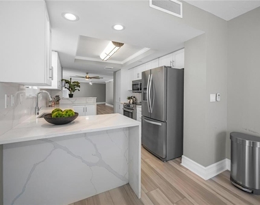 1600 Gulf Boulevard - Photo Thumbnail 29