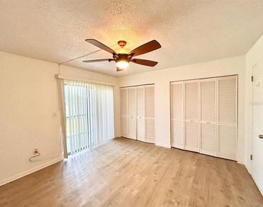 2420 Winding Creek Boulevard - Photo Thumbnail 13