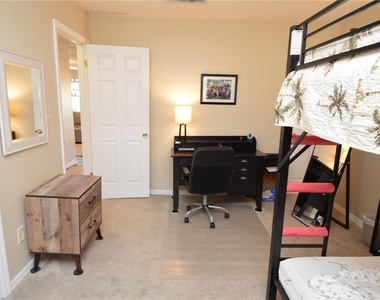 121 Seahorse Drive Se - Photo Thumbnail 38