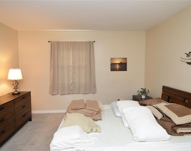 121 Seahorse Drive Se - Photo Thumbnail 22