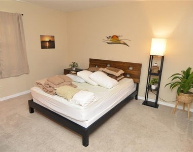121 Seahorse Drive Se - Photo Thumbnail 21