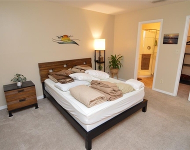121 Seahorse Drive Se - Photo Thumbnail 24