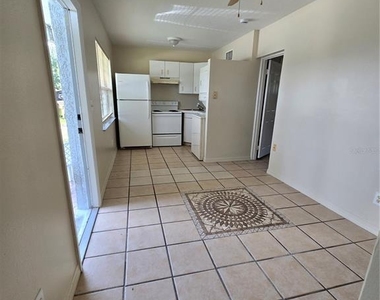 2150 Barbara Drive - Photo Thumbnail 5