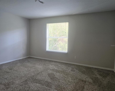 219 Glowing Peace Ln - Photo Thumbnail 7