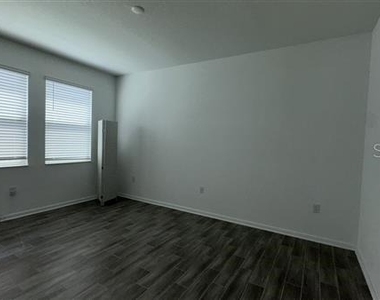 6326 Lakepine Street - Photo Thumbnail 17