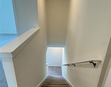 837 Lynx Street - Photo Thumbnail 12