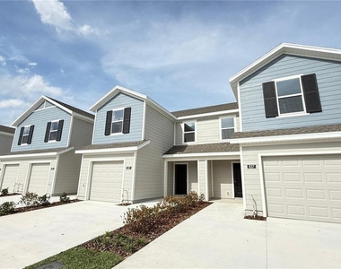 837 Lynx Street - Photo Thumbnail 2