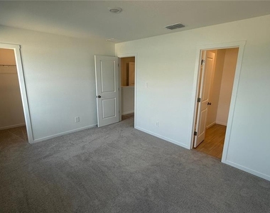 837 Lynx Street - Photo Thumbnail 21