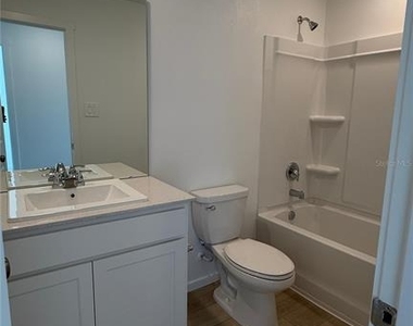 837 Lynx Street - Photo Thumbnail 10