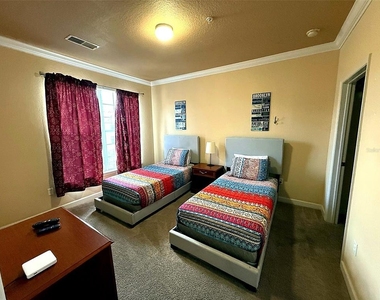 1370 Tuscan Terrace - Photo Thumbnail 13