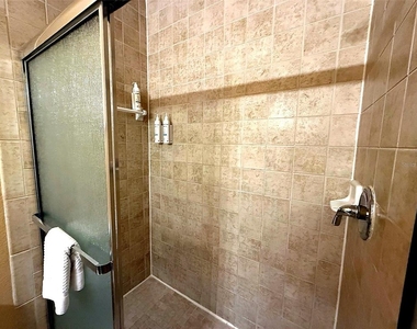 1370 Tuscan Terrace - Photo Thumbnail 15