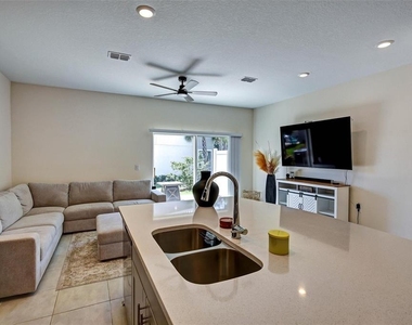 1414 Anchor Bend Way - Photo Thumbnail 12