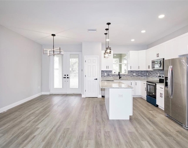 4510 Boabadilla Avenue - Photo Thumbnail 4