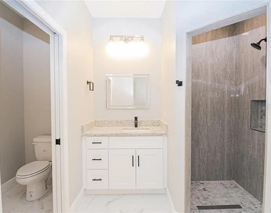 4510 Boabadilla Avenue - Photo Thumbnail 14