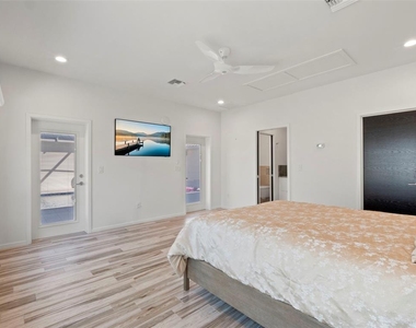 1021 Temple Grove Place - Photo Thumbnail 44