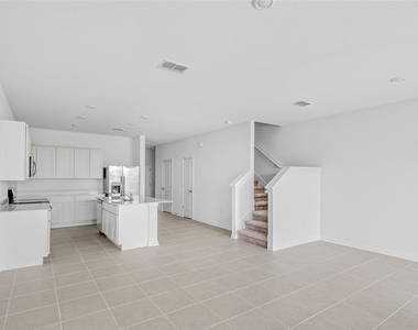 391 Sol Vista Drive - Photo Thumbnail 2