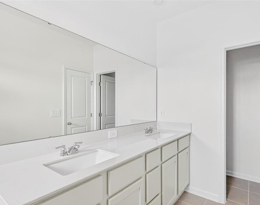 391 Sol Vista Drive - Photo Thumbnail 14