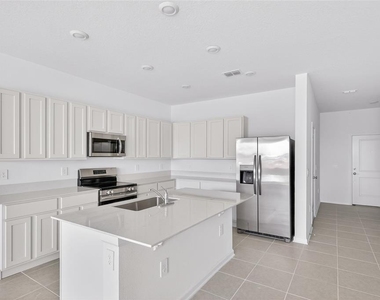 391 Sol Vista Drive - Photo Thumbnail 4