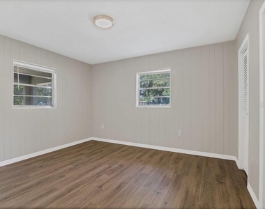 14025 Se 54th Court - Photo Thumbnail 8