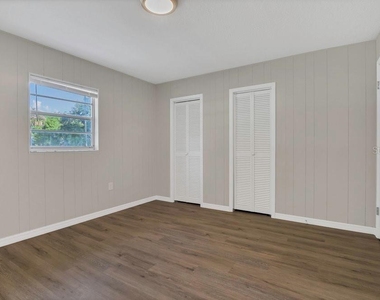 14025 Se 54th Court - Photo Thumbnail 9