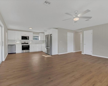 14025 Se 54th Court - Photo Thumbnail 1