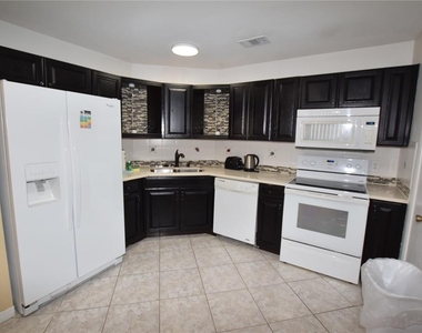 1090 Jason Ridge Court - Photo Thumbnail 14