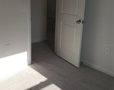 3910 Amers Loop - Photo Thumbnail 41